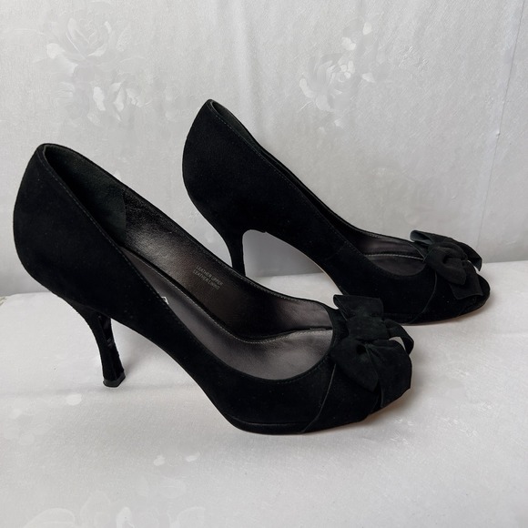 VIA SPIGA Designer Pumps Italian Leather Suede‎ Heels Bow Toe Cap Peep Size 7.5 - Picture 2 of 8